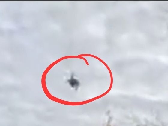 Андрей Филатов: Не попал ублюдок.... Судя по тому, что это было оптоволокно и камик пошел на цель в падении и боком, то да будет срач на тему - это я попал!!! А ты просто стрелял)) И камик упал боком, поэтому не замкнула...