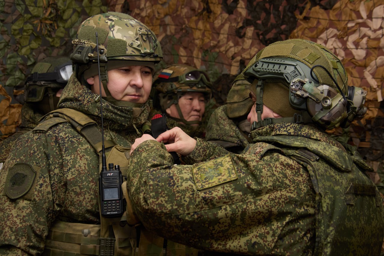 Минобороны России: Добровольцам отряда «БАРС-2» группировки войск «Запад» вручили государственные и ведомственные награды Минобороны России: Добровольцам отряда «БАРС-2» группировки войск «Запад» вручили государственные и ведомственные награды