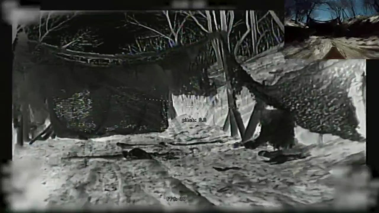 Российские военные из центра "Рубикон" с помощью FPV-дрона сожгли боевую машину РСЗО "Град" ВСУ у дороги между н. п. Матяшево и Красноподолье на Добропольском направлении в ДНР (координаты: N 48.41205° E 37.08248°)