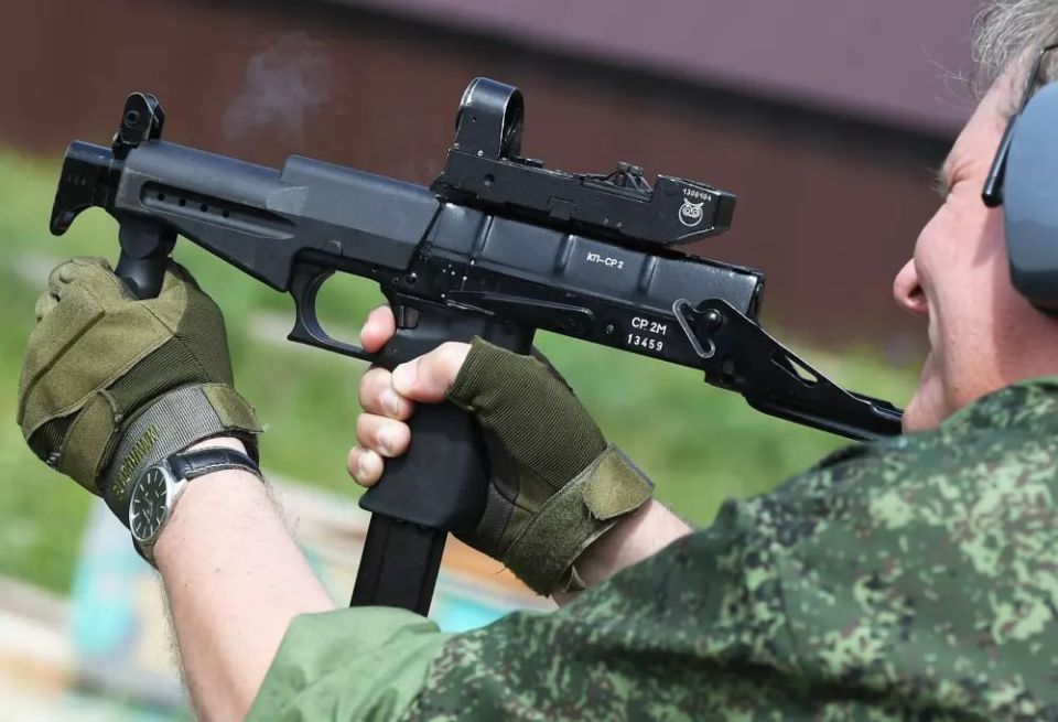 Концерн "Калашников" изготовит пистолеты-пулеметы СР.2М