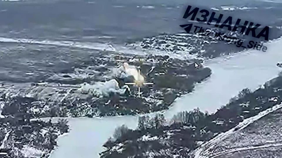 Планирующие авиабомбы ФАБ-500 с УМПК уничтожают пункт временной дислокации ВСУ в приграничном селе Токаревка Харьковской области