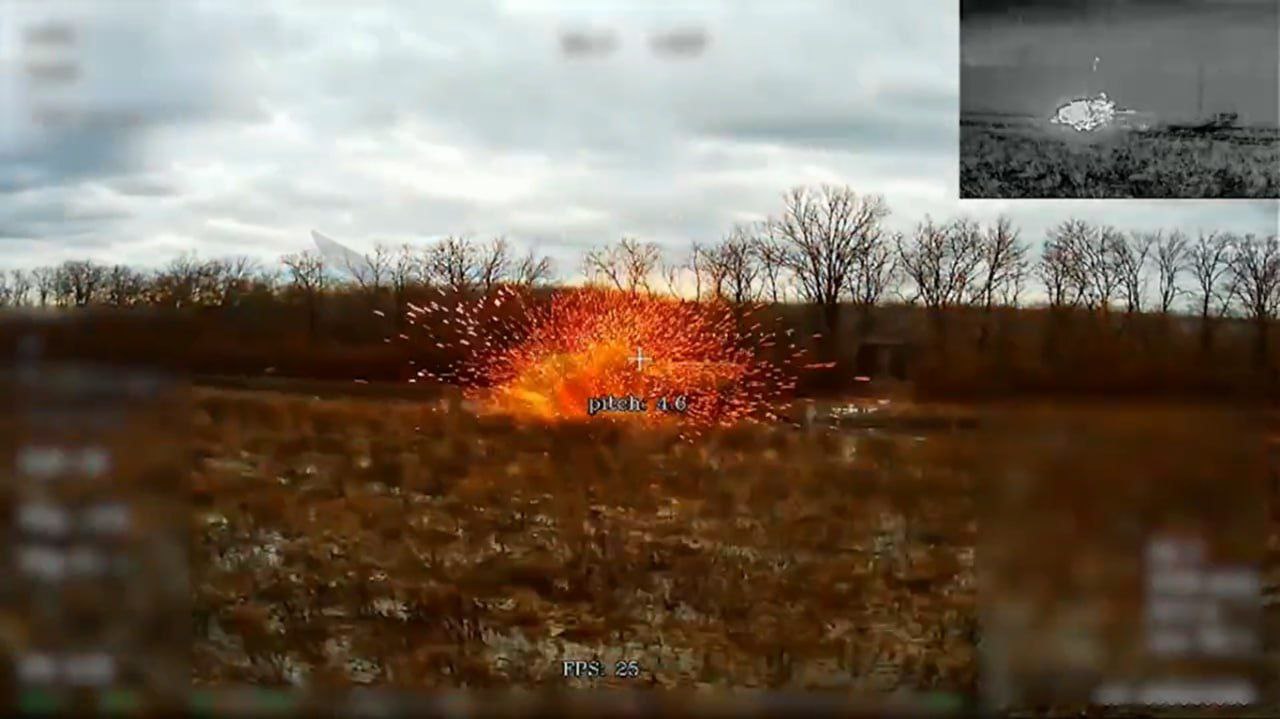 Дроноводы центра "Рубикон" сожгли финский бронетранспортёр Дроноводы центра "Рубикон" сожгли финский бронетранспортёр