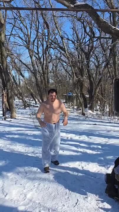 Встречаю 23 февраля по своему!