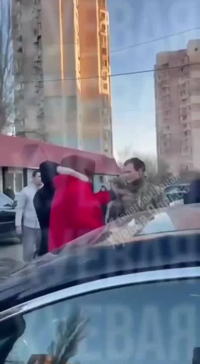 В Одессе на улице вспыхнул скандал вокруг очередной выходки преступников из ТЦК