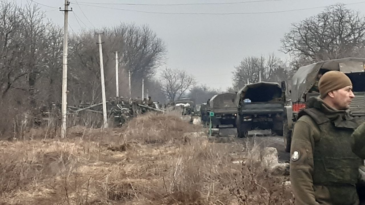 Дмитрий Астрахань: Поселок Петровское, перед наступлением: 25.02.22 Дмитрий Астрахань: Поселок Петровское, перед наступлением: 25.02.22