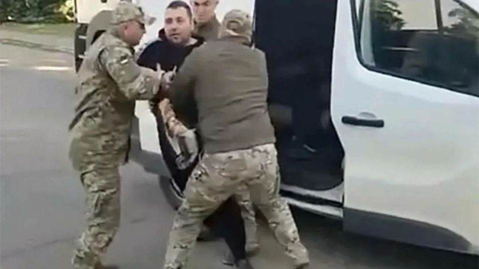 ��������� ������� ������ � ������������ � ������������� � ������� ��