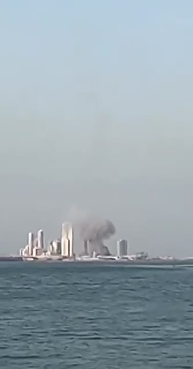 Сообщают о новых взрывах в Бахрейне