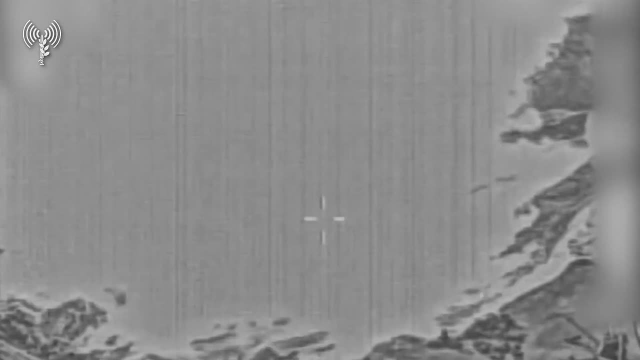 Израильская армия публикует кадры удара по иранскому объекту