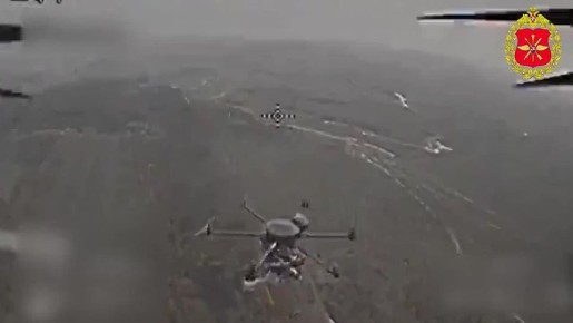 00:00 Расчеты ударных FPV-дронов поразили живую силу и тяжелые коптеры формирований ВСУ на Днепропетровском и Добропольском направлениях