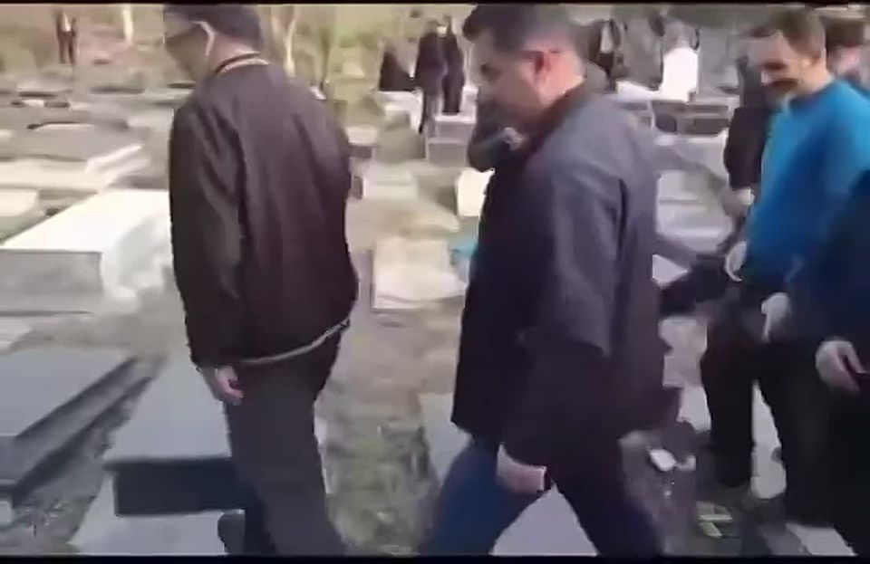 ���-��������� ����� ������ �����������, � ������ �������� ����� ������� �������, �������� �� �������