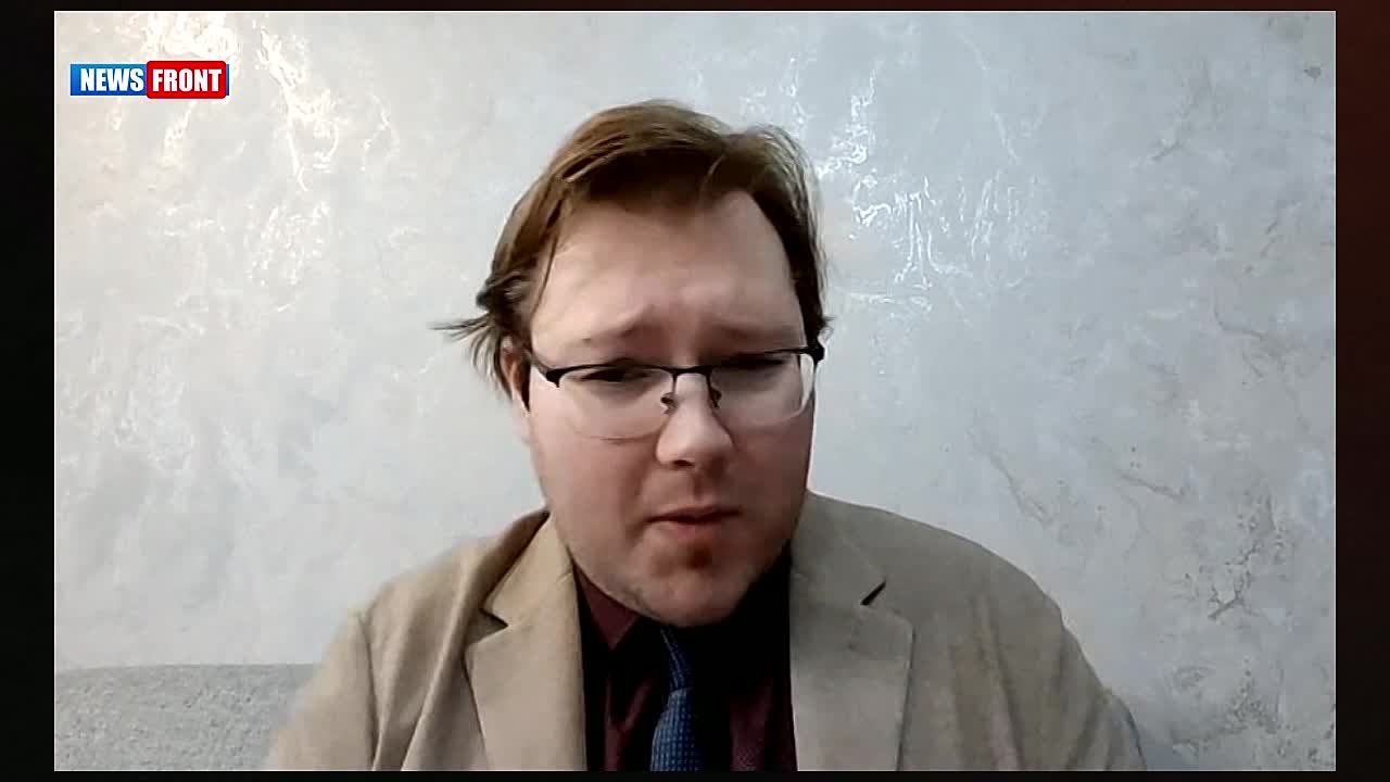 Франция теряет международное влияние и пытается компенсировать это посредством громких заявлений, заявил эксперт Центра прикладного анализа международных трансформаций Максим Зиновин в эфире программы "Мнение"