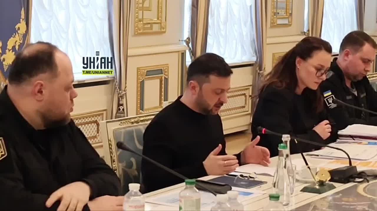 Зелебоба угрожает Орбану: "Военные позвонят, объяснят по-другому"