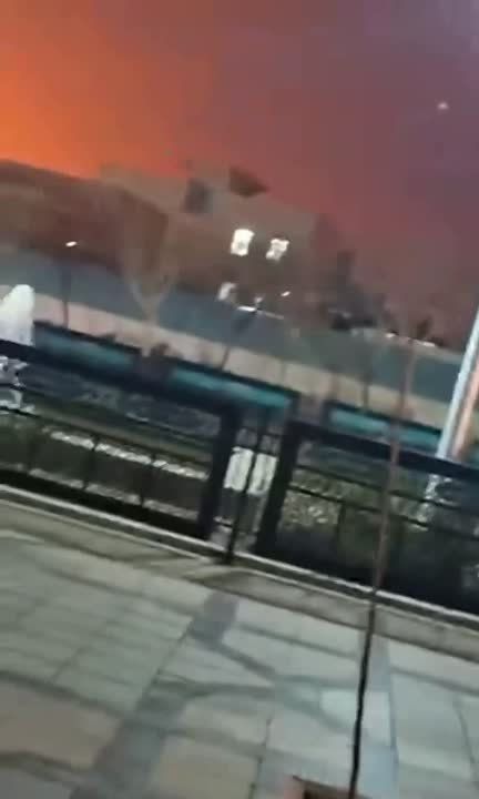 �������� ������ �������� ��� � �����, � ����